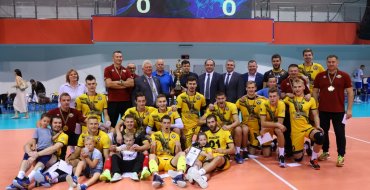 ВОЛЕЙБОЛИСТЫ ШАХТЕРА ЗАВОЕВАЛИ ЧЕТВЕРТЫЙ ЧЕМПИОНСКИЙ ТИТУЛ ПОДРЯД!